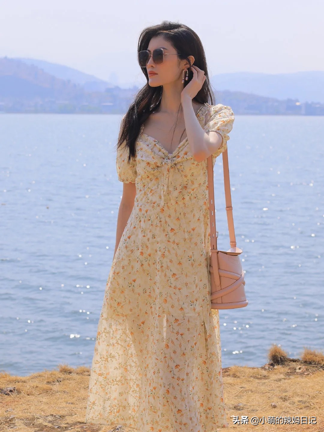 穿连衣裙能够配什么鞋,穿连衣裙上面搭配什么鞋子