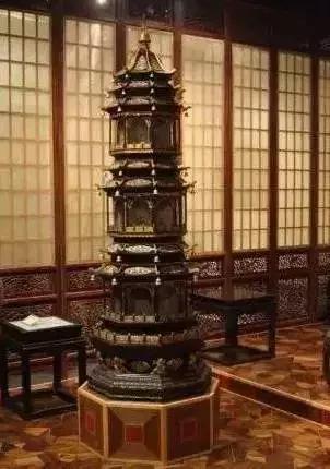 马未都到底有多少收藏 (马未都最喜欢把玩的物件)