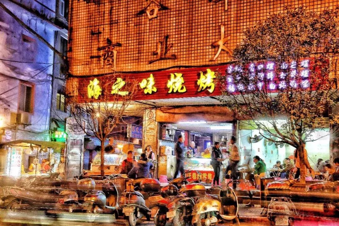 一碗螺蛳粉都吃不完,柳州一天一夜螺蛳粉逛吃攻略