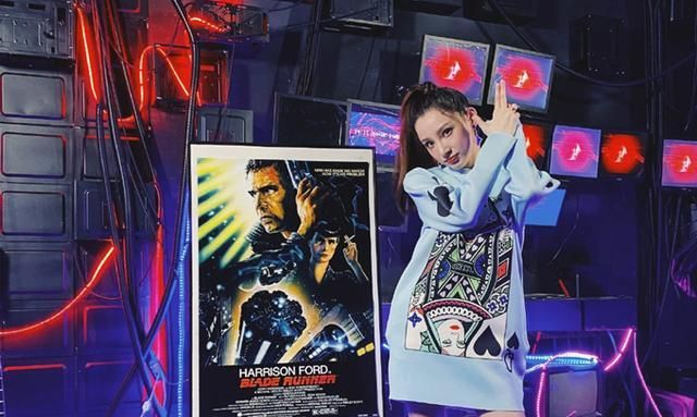 央视一姐曾比董卿还红的女人,央视主持人李红董卿谁更漂亮