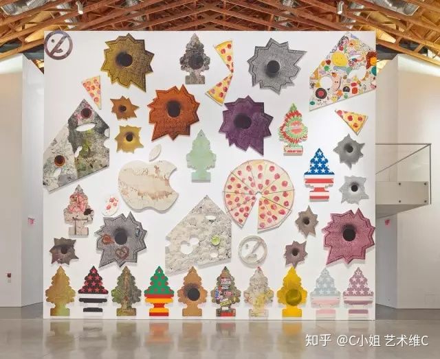 川普伊万卡年轻照片,美国川普女儿伊万卡