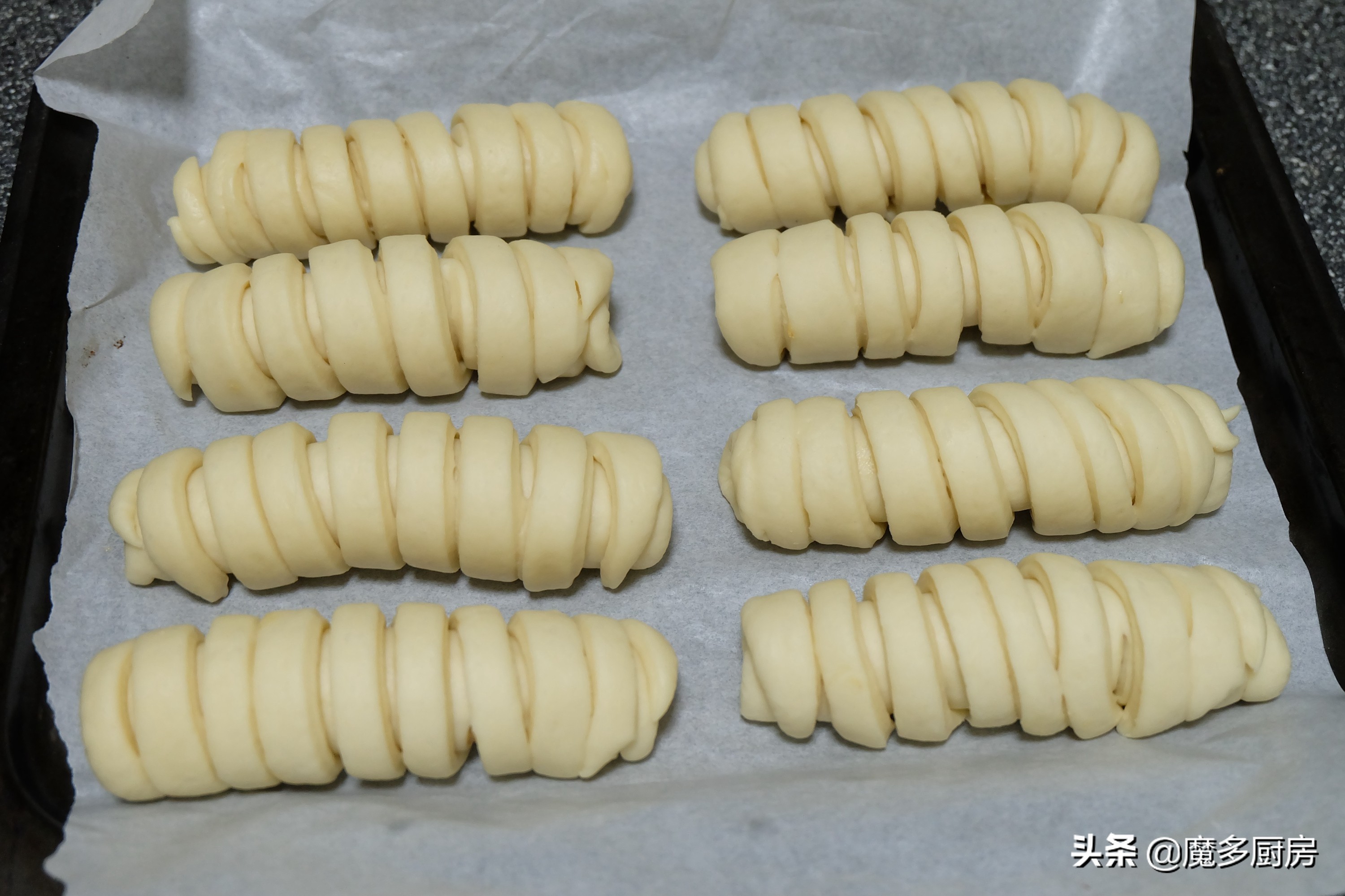 合适孩子做的毛毛虫面包怎么做,孩子要吃面包