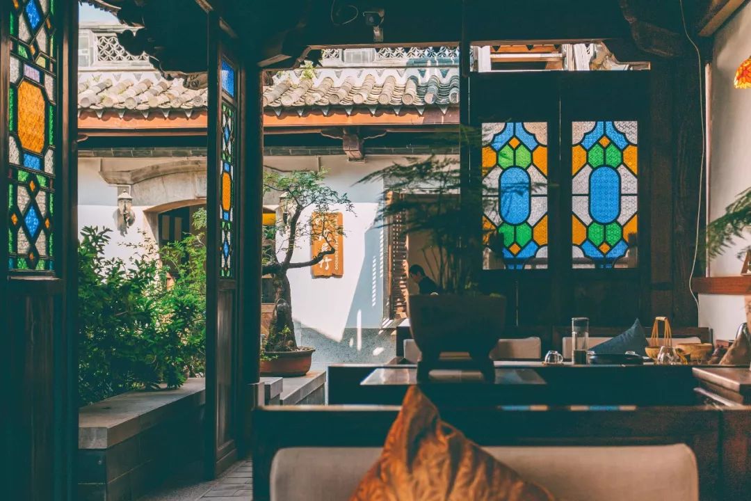 人生最重要的一件事是要学会告别,人生最好的状态接纳不完美的自己