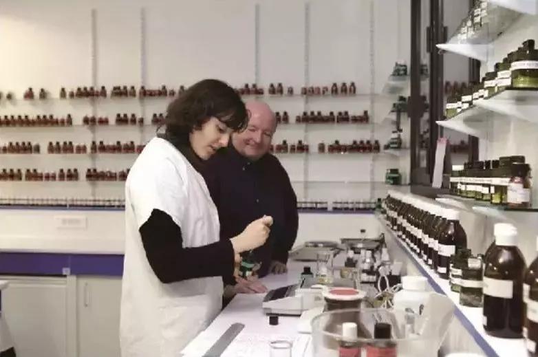 少女体香是什么意思,因为体香被搭讪