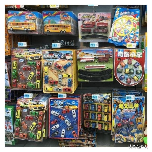 什么摆地摊最赚钱又简单,摆地摊卖什么最赚钱而且成本低