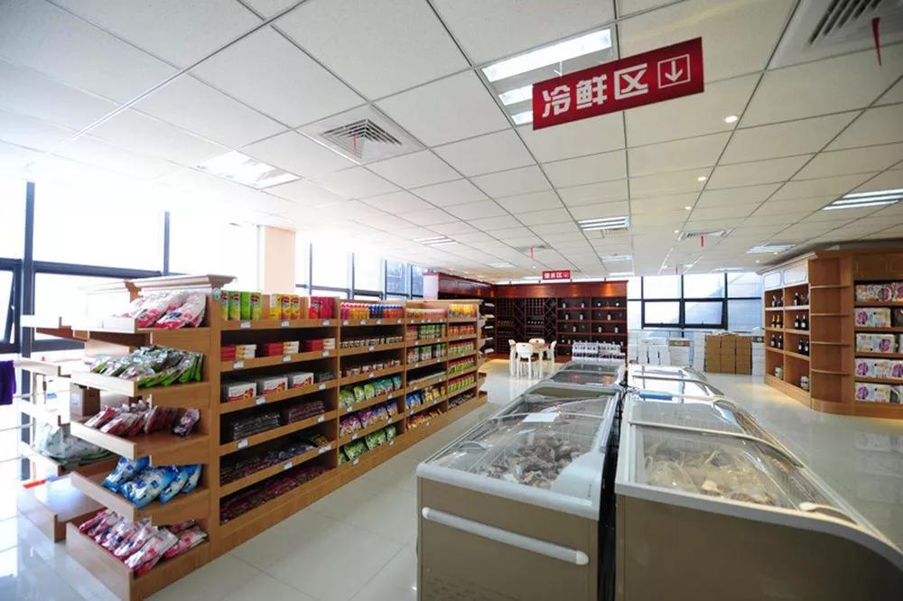 赛场上“血拼”，赛场外双流这些地方等你来shopping……