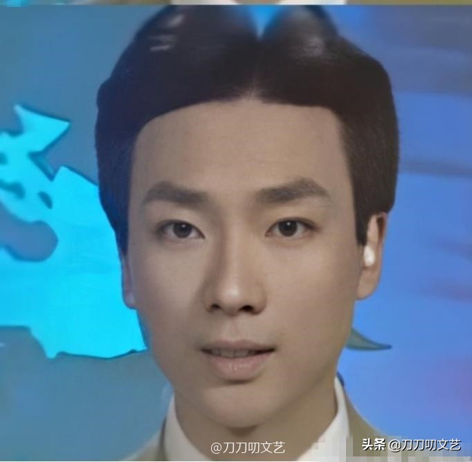 主持人康辉烫头,康辉烫头发型图片