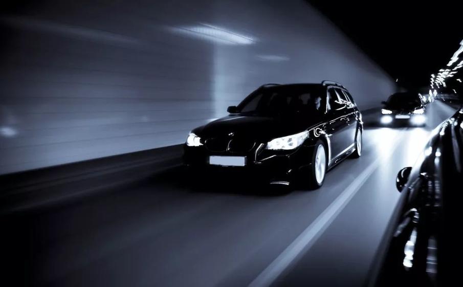 宝马1系125i曜夜版隐藏功能,新款宝马三系能够刷哪些隐藏功能