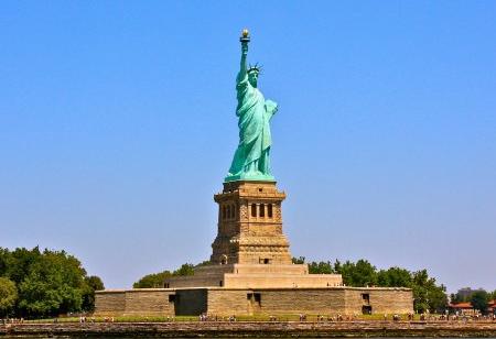 买iphone6s要买什么,花了一个月的工资买了苹果6s