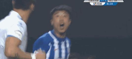 经典足球gif,足球热血励志图片