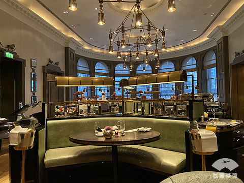 伦敦朗廷酒店套房,伦敦朗廷酒店简介