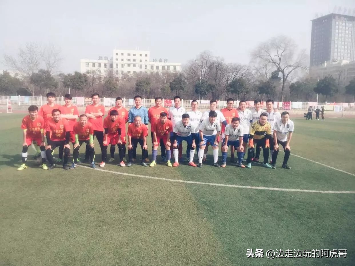 我们是热爱打球的一群年轻人,致敬每一位热爱足球的人