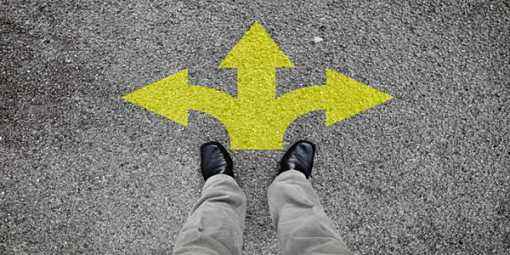 如果班级群只能留一个：QQ、微信和钉钉，你打算留哪个？