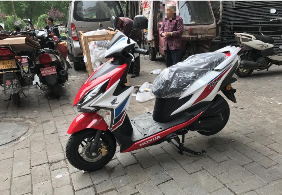 为什么我的铃木uu125前面是鼓刹,为什么选择uu125铃木