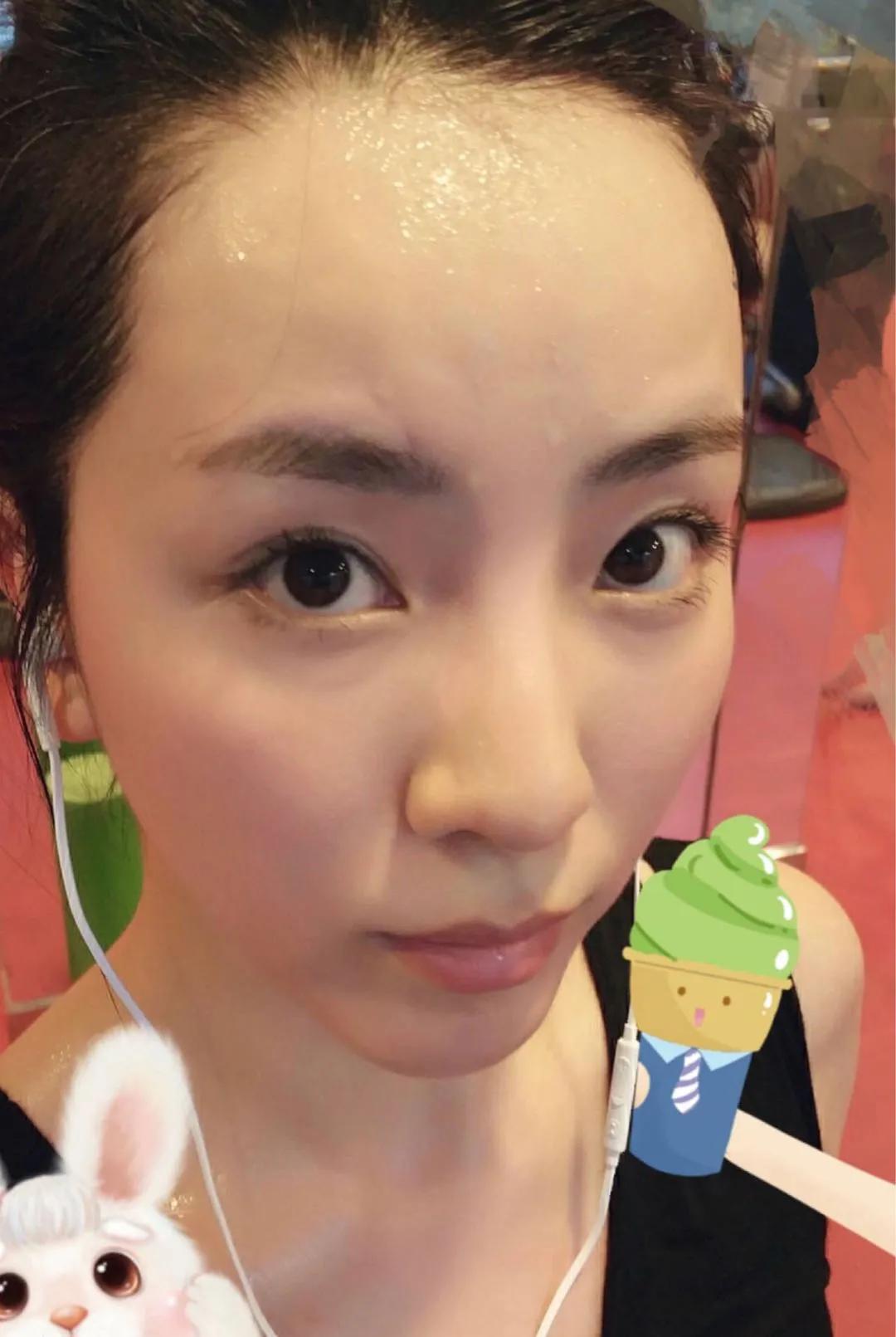 央视主持李思思瘦过头了,央视主持人李思思的告捷之路