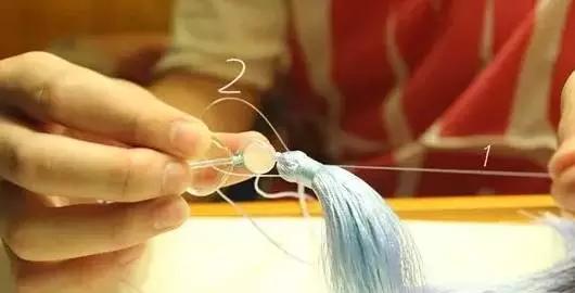 手串下面怎么编流苏,手串编什么流苏最好看