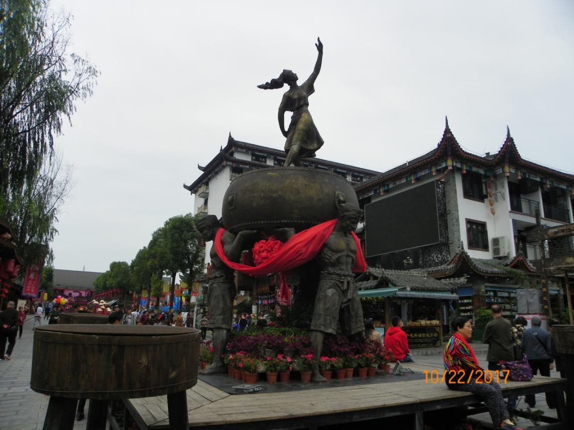 閲嶅簡涓夊场鎭╂柦,涓囧窞鍘绘仼鏂芥湁鍝簺鏅尯