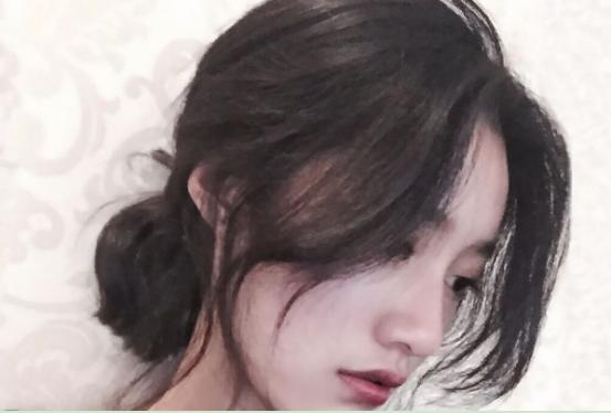 剪刘海教程法式八字刘海合适方脸,什么刘海能修饰脸颊还能露出刘海