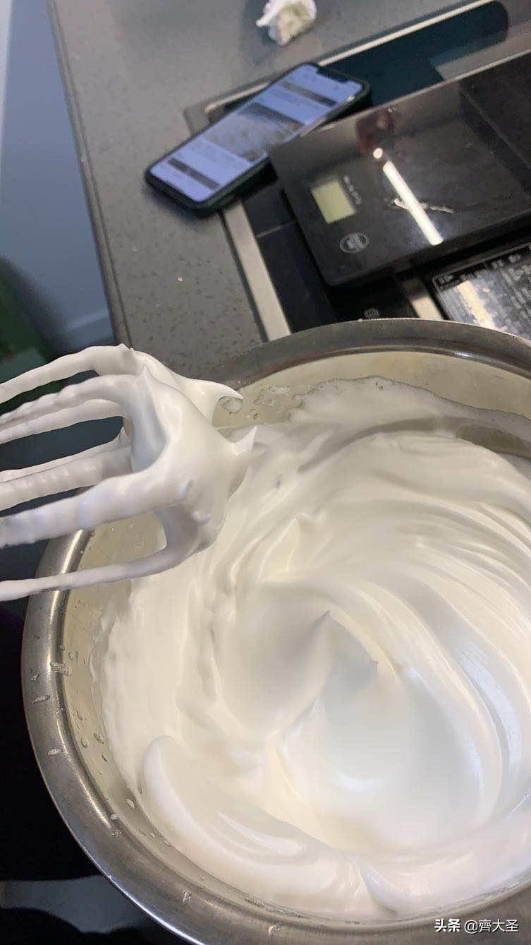 戚风蛋糕的做法烤箱版用什么,戚风蛋糕用烤箱做的教程家庭版