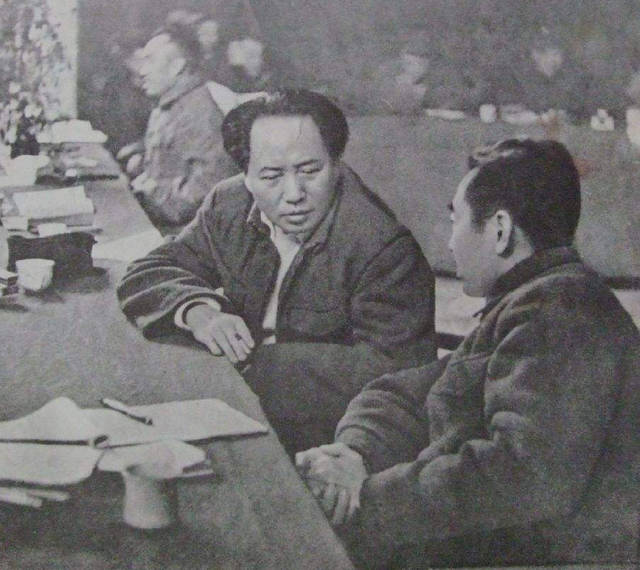 重庆谈判，蒋介石提出了什么条件？曾打算任命毛*东泽**为*疆新**省主席