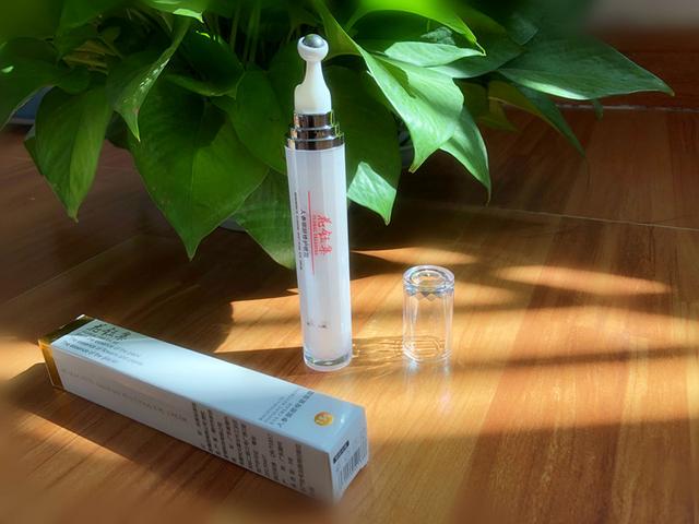 真正能保湿淡化细纹的眼霜,平价抗皱紧致淡化细纹的眼霜