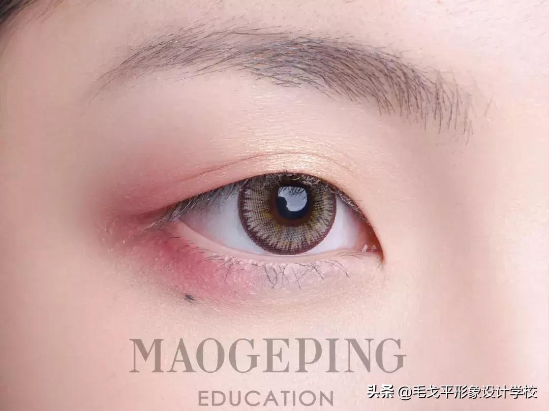 内双无双眼皮贴及假睫毛眼妆教程,没有双眼皮的圆眼怎么画眼线