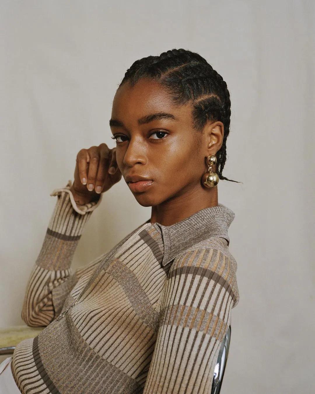 明星同款针织衫日常穿搭,秋天衣服推荐女毛衣