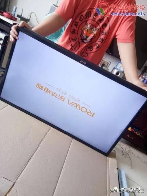 海信32k300液晶电视拆屏,拆65寸电视屏幕最好的方法