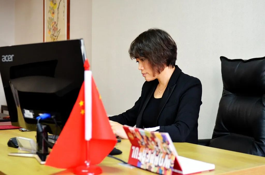 「仲恺她无限」27年只做一件事！她带领雷诺眼镜从仲恺走向全国