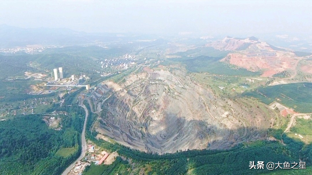 鞍钢眼前山矿位置,鞍钢眼前山铁矿厂区