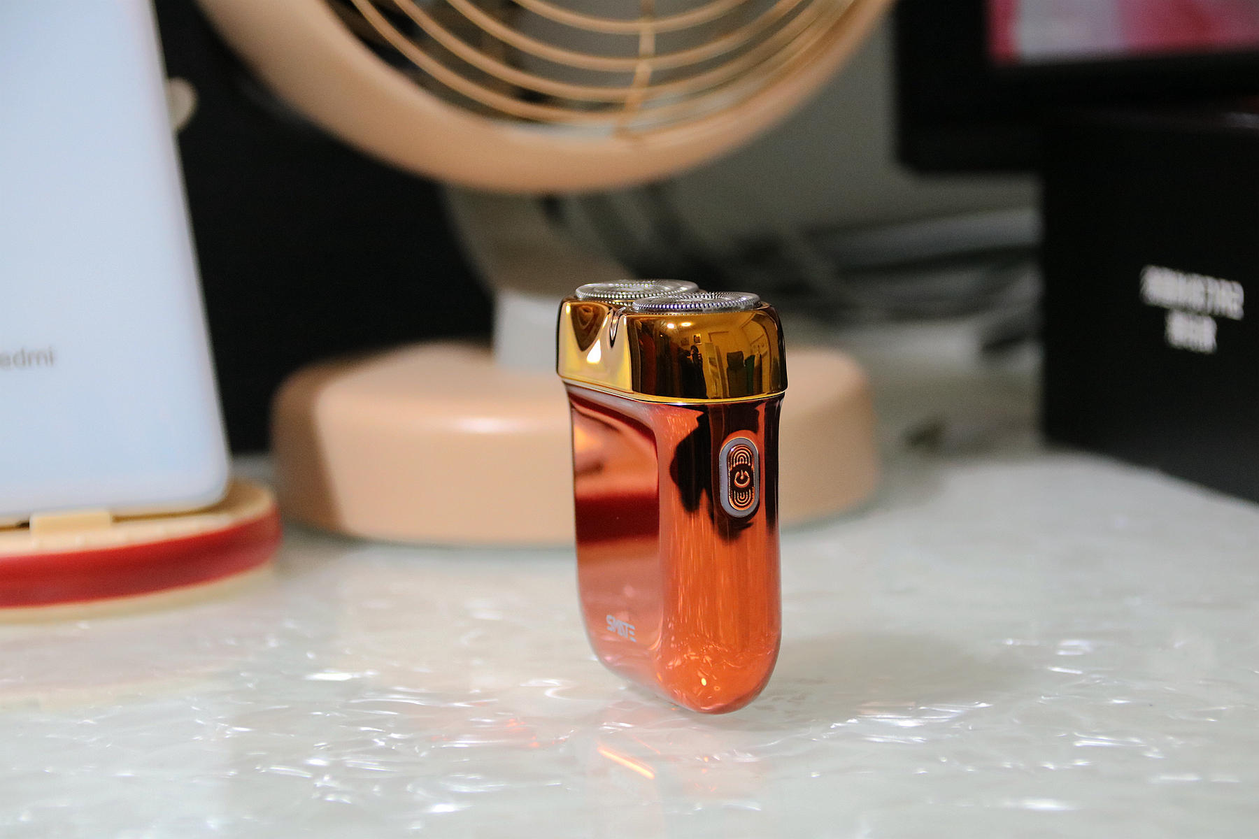 小适须眉剃须刀真实评测,须眉往复式电动剃须刀测评推荐