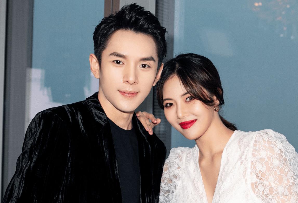 李佳琦真会用200元的化妆品吗？看了他推荐的这5款好物，我服了