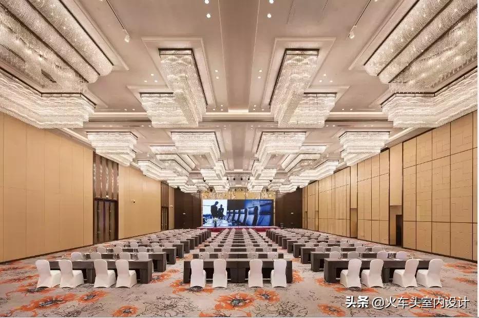 厦门希尔顿逸林酒店游泳池,厦门海沧正元希尔顿逸林酒店招聘