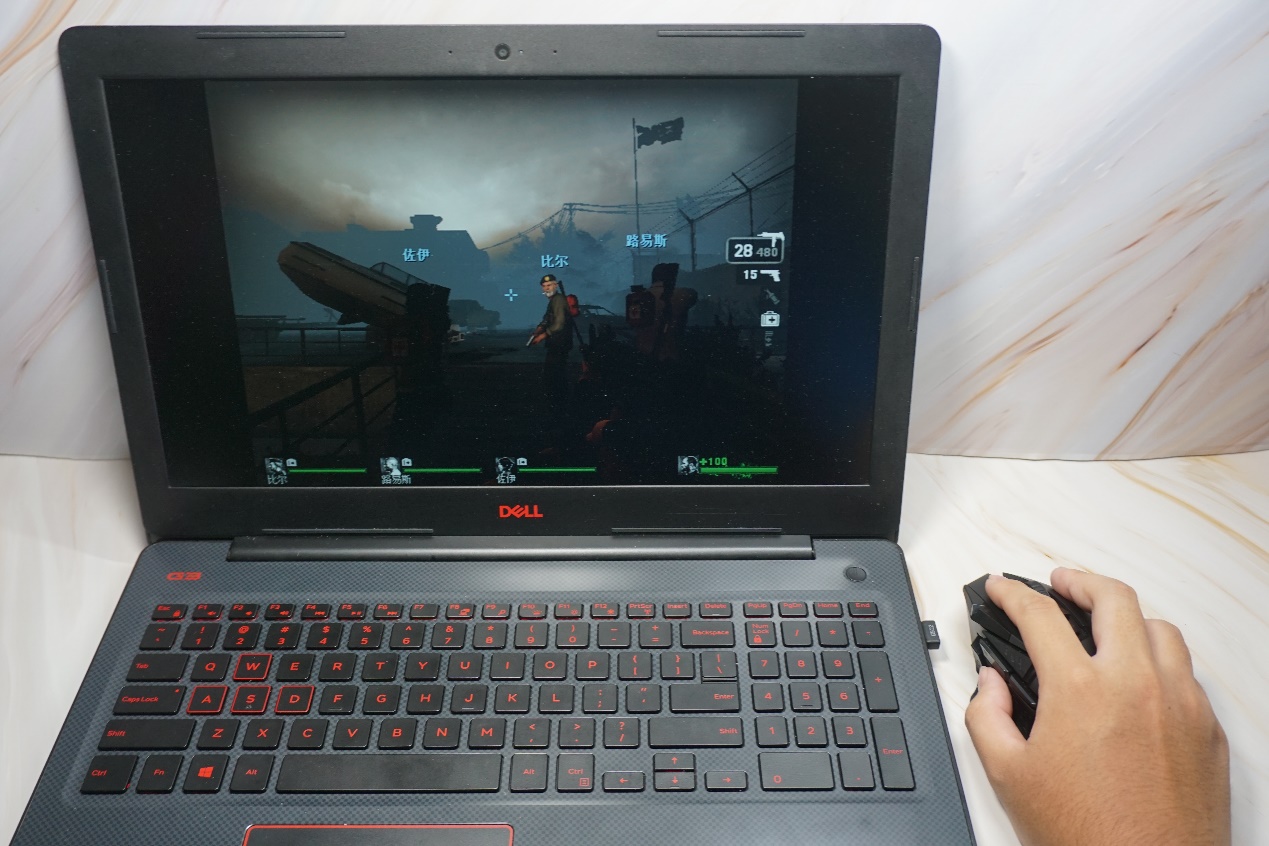 为什么普通鼠标比罗技g502还好用,罗技鼠标g502g402g304哪个顺手