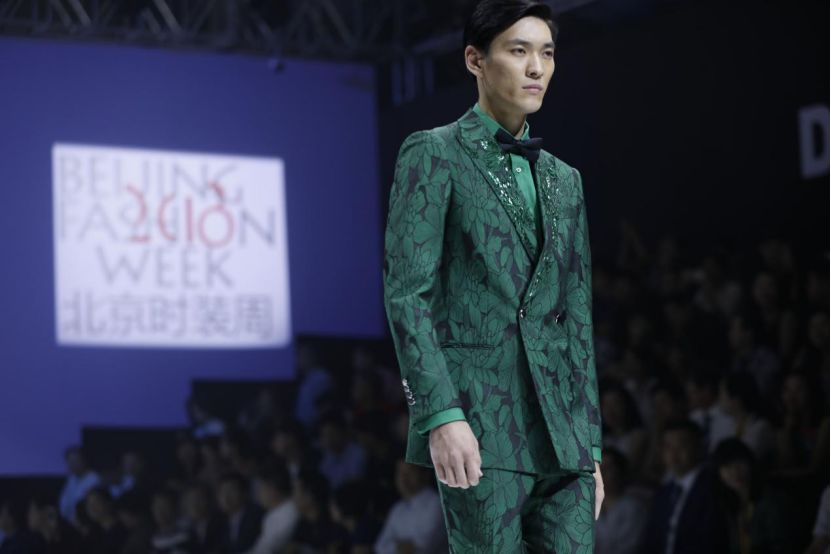 杀马特风格是怎么流行的,最近很流行的杀马特造型