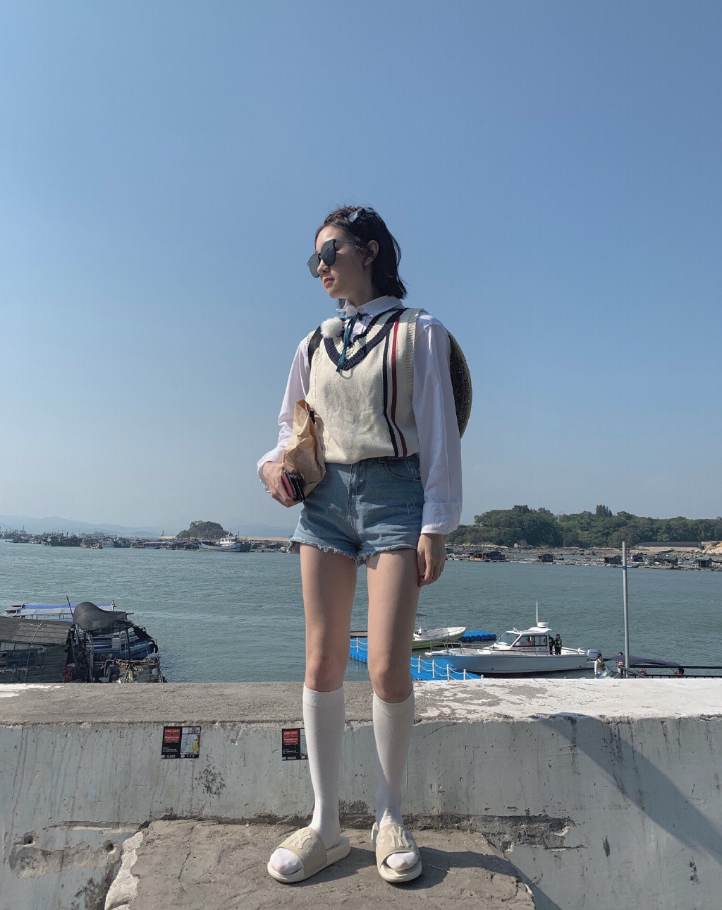 李子璇粉色吊带裙,李子璇穿搭夏季