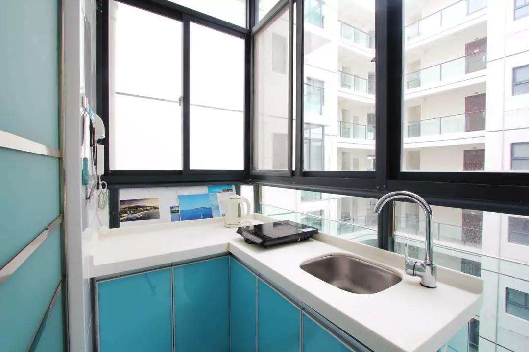 趁阳台装修，多砌个烧烤灶台，国外物业都不管管么？搁国内早拆了