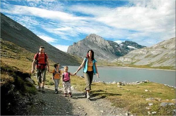 超炫酷的AR地球仪！把世界带到孩子的眼前