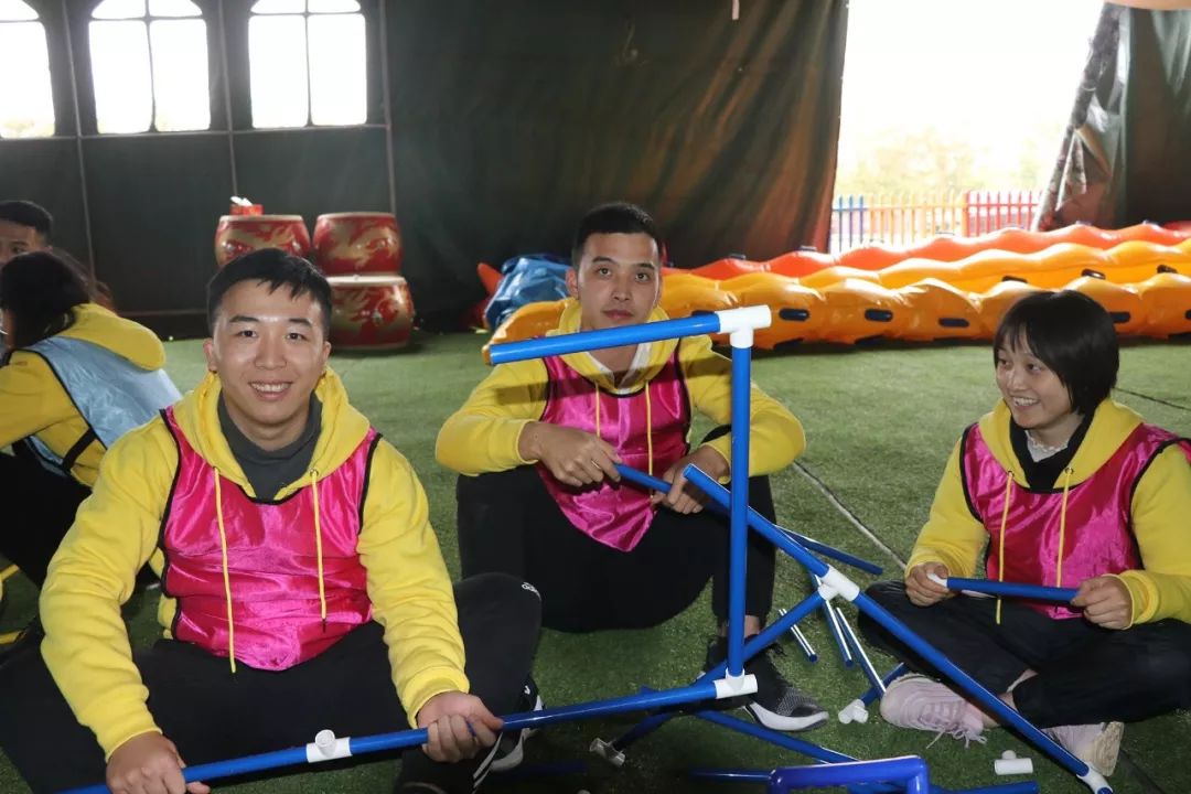 激情成就梦想汗水铸就告捷,激情成就梦想团队铸就辉煌前言