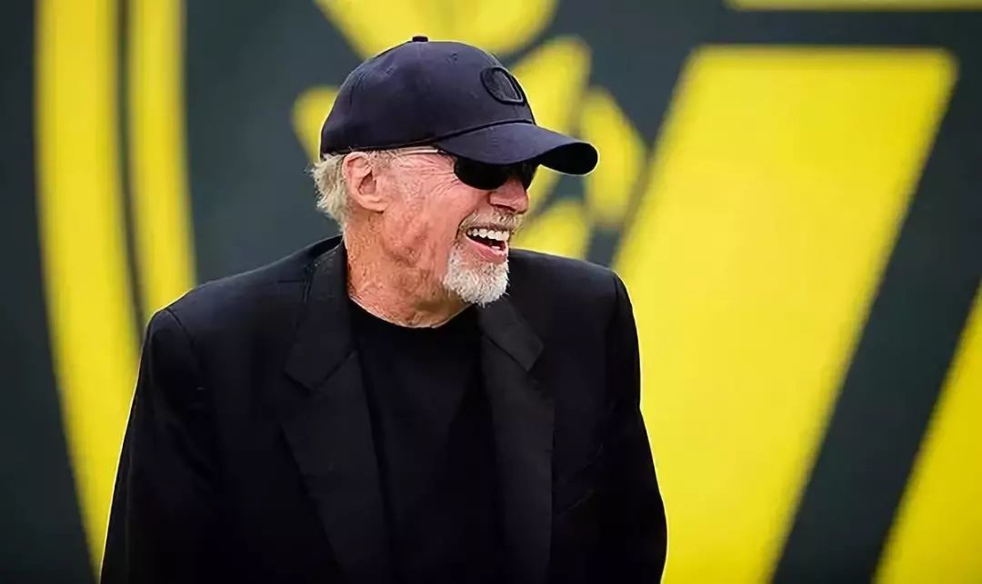 北美王思聪：《大黄蜂》不告捷的话，就要回家继承百亿资产了