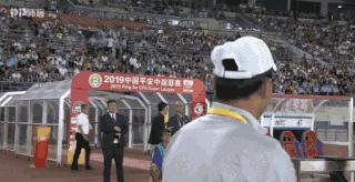 贝尼特斯大连第一场比赛,贝尼特斯首秀