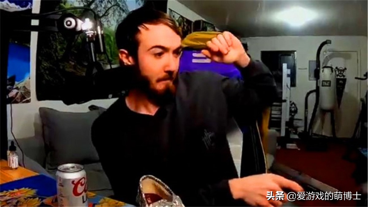 《英雄联盟》代练黑历史被扒出，韩国美女准议员仕途受阻