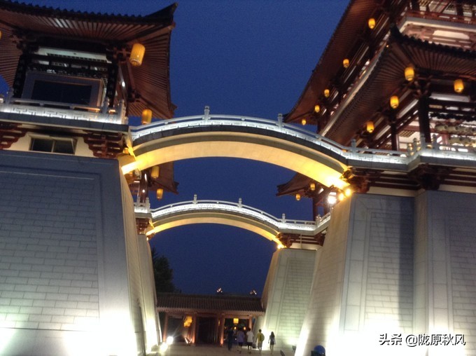 西安兵马俑和大唐不夜城旅游攻略,古都西安兵马俑与大唐芙蓉园一角