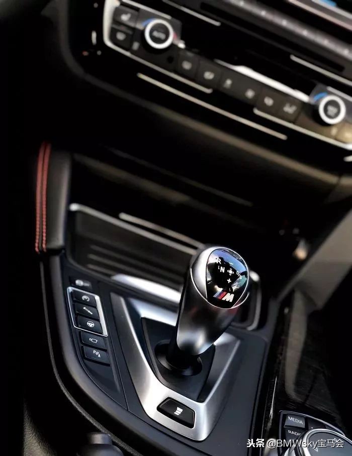 哪一台宝马合适改装m4,买bmw送什么礼品