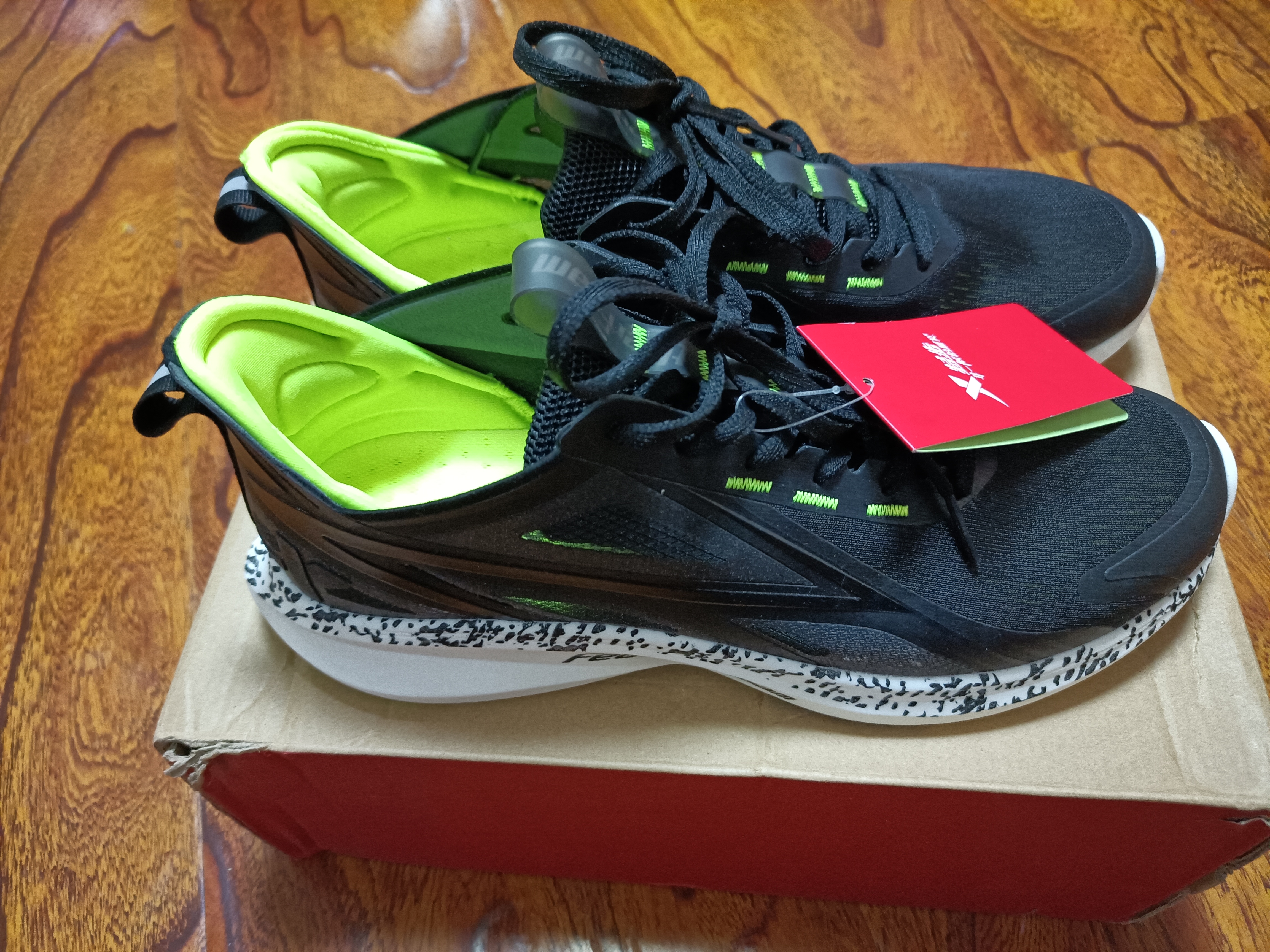 双十一200元内的跑鞋推荐,合适体重偏重500块钱以内的跑鞋