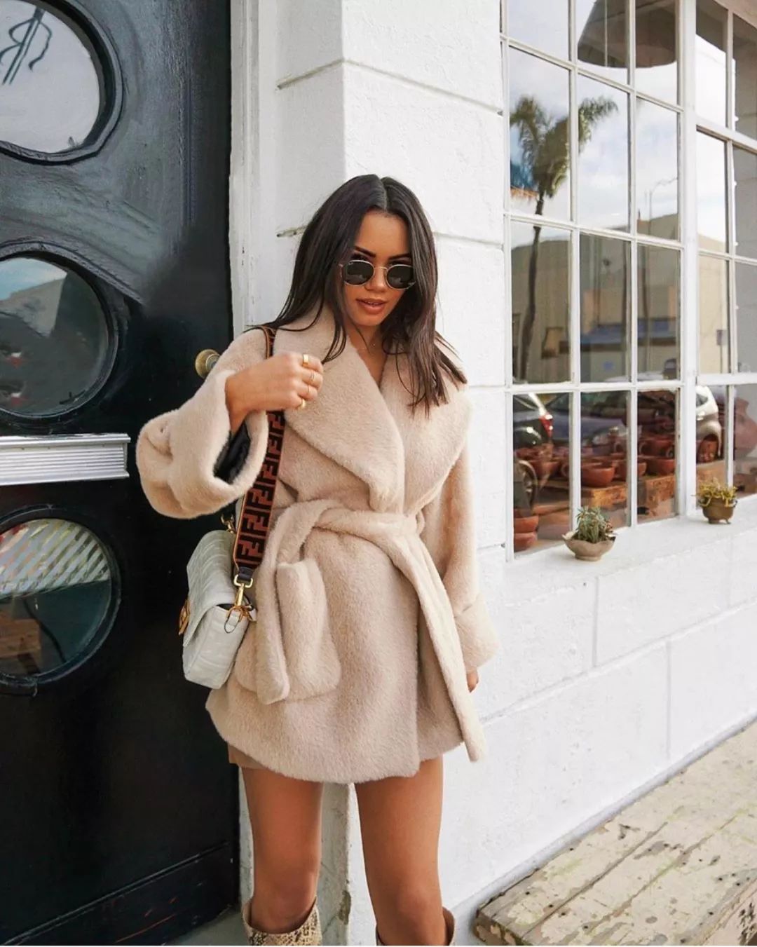 方圆脸合适的发型烫发,方圆脸合适的发型实况图