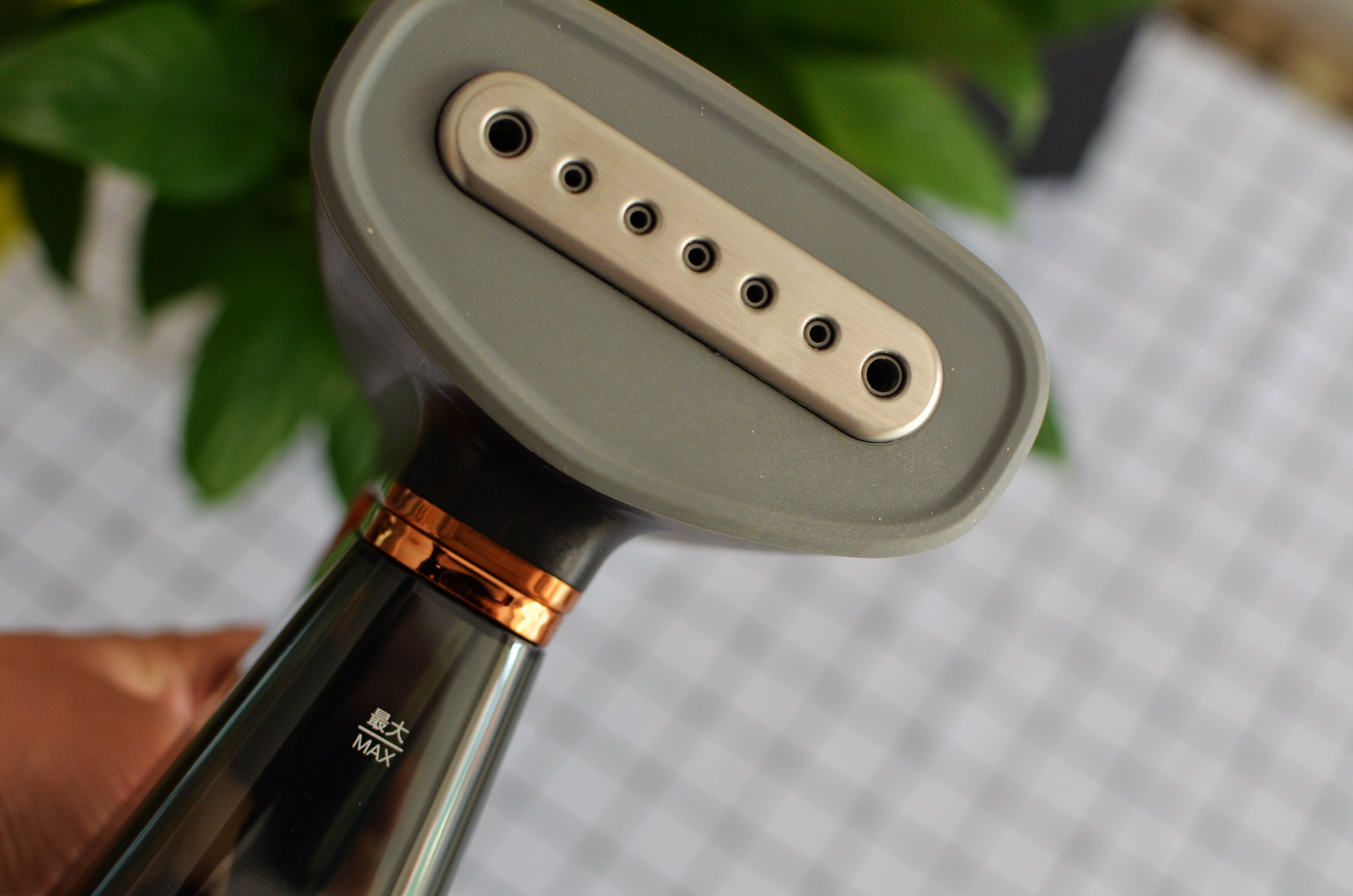 售价399元！卓力出品，熨烫+高温消毒，衣未挂烫机体验