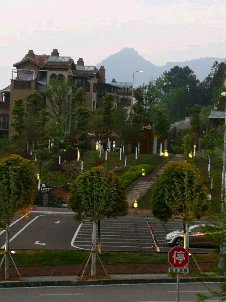 重庆夏天最好的避暑胜地有哪些,重庆合适避暑的地方有哪些