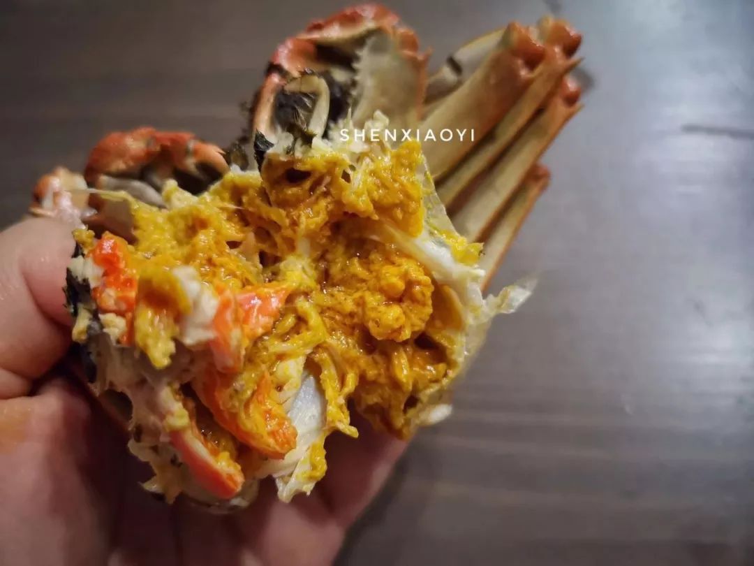 煮熟的大闸蟹怎么醉蟹好吃,吃不完的大闸蟹能够弄成醉蟹吗