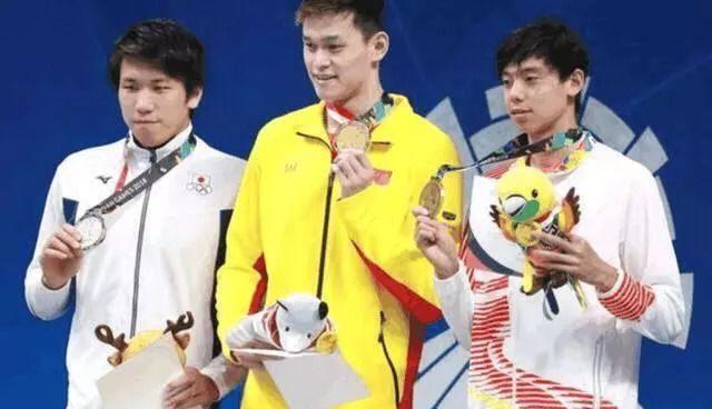 孙杨361领奖视频完全版,孙杨和361签约是真的吗